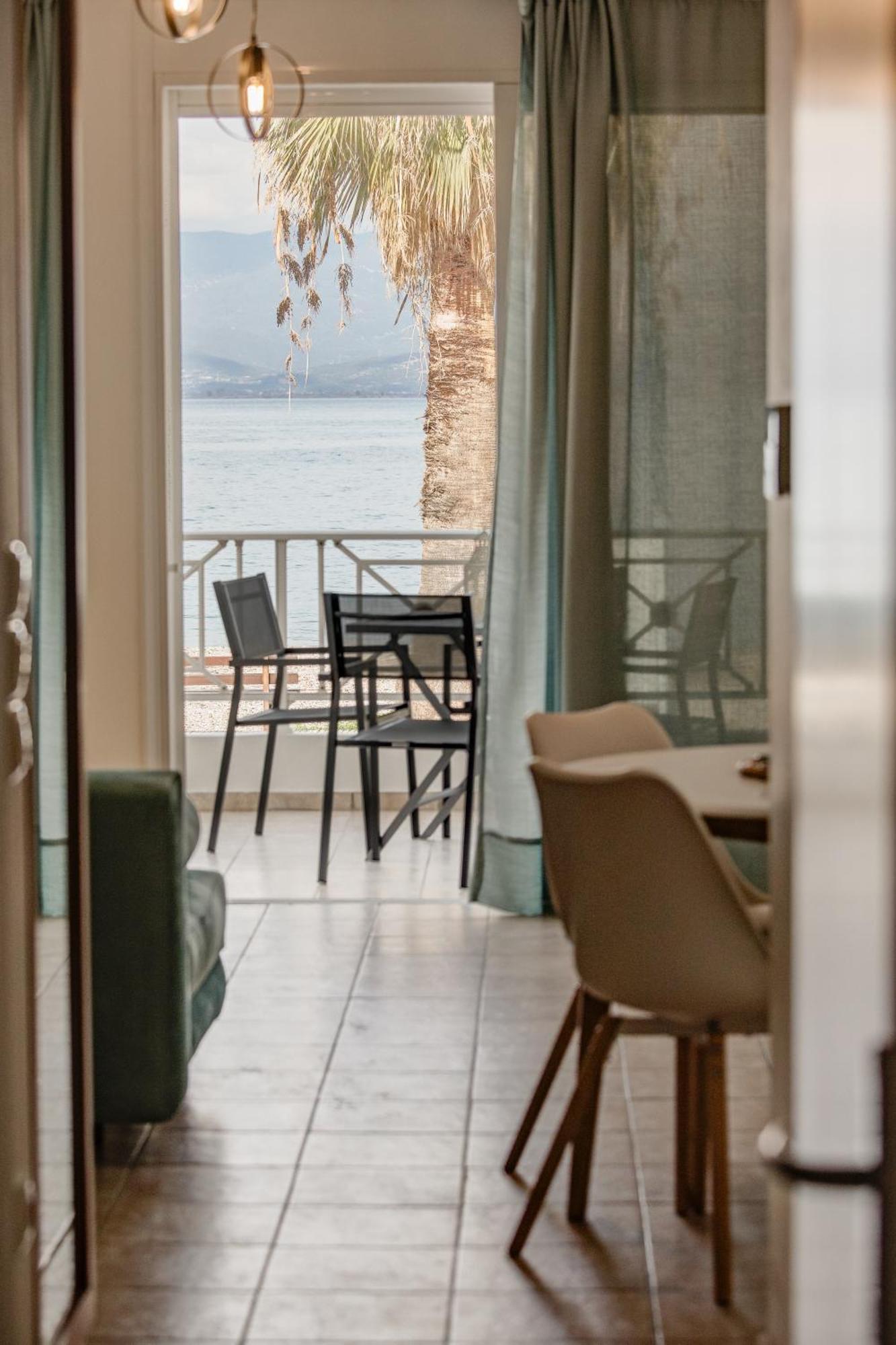 Sugar Blue - Apartments On The Beach Agios Vasilios  Exterior photo